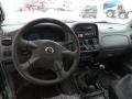 Kuva 6: Nissan KING CAB 2.5DI-BPUD22-PICKUP-4X4/295 2005