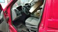 Kuva 6: Volkswagen Transporter pitk 2.5 TDI -06 2006