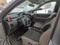 Kuva 6: Nissan X-trail 2006