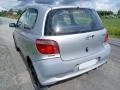 Kuva 6: Toyota Yaris 1.0 3ov. -99 1999