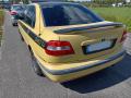 Kuva 6: Volvo S40 1.8 sedan -00 2000