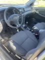 Kuva 6: Toyota Corolla 1.6VVT-i farm. -04 2004