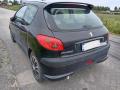 Kuva 6: Peugeot 206 1.4 3ov. HB -06 2006