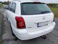 Kuva 6: Toyota Avensis 2.0VVT-i farm. -07 2007