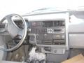 Kuva 6: Volkswagen Caravelle Syncro4x4 2,5B -93 lyhyt 1993