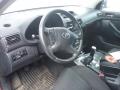 Kuva 7: Toyota Avensis 1.8 VVT-i  -03 2003