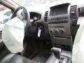 Kuva 7: Nissan Navara 4D 2,5 D40  4x4 -06  2006