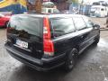 Kuva 7: Volvo V70 2.4bensa 2001