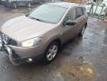 Kuva 7: Nissan Qashqai+2 2.0 DCI 4WD 2010