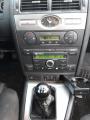 Kuva 8: Ford Mondeo III Sedan 1.8 16V 2003