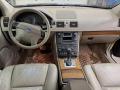 Kuva 8: Volvo XC90 2.4 D5  aut. 4wd 2006