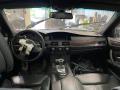 Kuva 8: Bmw E61 535d LCI musta 2008