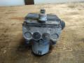 Kuva 2: abs hydraulipumppu, Toyota Carina E 1.6XLI 4D sedan -97