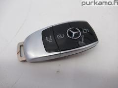 Kuva 1: avain, Mercedes-Benz E (W213) 220 d 4Matic Sed