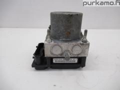 Kuva 1: abs hydraulikoneisto, Nissan Almera N16 1.5i 16V 5 HB