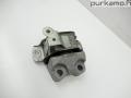 moottorin kiinnike vasen   Fiat Grande Punto 1.2i 8V 3/HB