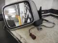 Kuva 1: sivupeili shk vasen, Nissan King Cab 2,5TD 4D 4X4 -99