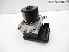 Kuva 1: abs hydraulikoneisto, BMW E90 320i Sed