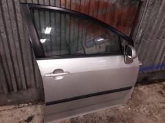 Kuva 1: oikea etuovi, Toyota Corolla Verso 04-07