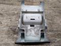 sivuhelman nostopaikan suojus taka oikea 90586944 Opel Vectra B 1.8 Caravan -01