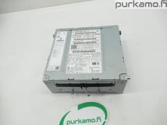 Kuva 1: radio cd dvd, Mercedes-Benz C (W205) 220 CDi Sed