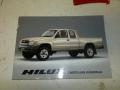 ksikirja  2001-2005 D4D koneelliseen Toyota Hilux