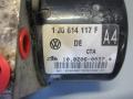 Kuva 2: abs hydraulipumppu, Volkswagen Golf IV 1,6 77kW