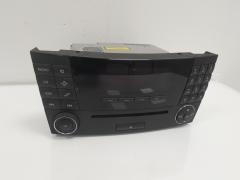 Kuva 1: radio cd dvd, Mercedes-Benz E 200 (w211) 220 CDI Sedan