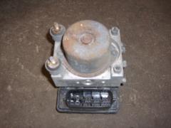 Kuva 1: abs hydraulipumppu, Toyota Yaris