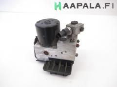 Kuva 1: abs hydraulikoneisto, Mercedes-Benz E 210 200 CDi Sed