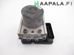 Kuva 1: abs hydraulikoneisto, Peugeot 206 1.4i 8V 3 HB