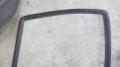 tuulilasin tiiviste  56121-95J04 Toyota Hiace 2,4D 4x4 pitkä -90
