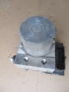 Kuva 1: abs hydraulipumppu, Peugeot 308 1,6HDI