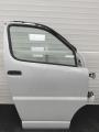 oikea etuovi  Toyota Hiace 2.5 D-4D 4WD Pakettiauto 