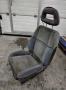 etuistuin oikea  Mazda 626