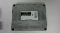 Kuva 1: ohjausboksi ECU emission control 2 LT, Toyota Hiace 95-05