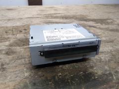 Kuva 1: radio cd dvd, Volvo V50 1.8 -05