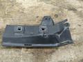 puskurin kiinnitysmuovi taka oikea 30698697 Volvo V50 1.8 -05 