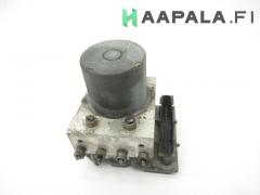 Kuva 1: abs hydraulikoneisto, Saab 9-5 TiD Farm