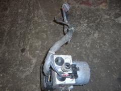 Kuva 1: abs hydraulipumppu, Nissan Almera