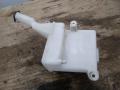 tuulilasin pesimen säiliö 060851-017 Toyota Yaris Verso 1.3 