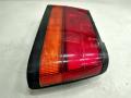 takavalo oikea  Nissan Sunny sed