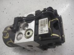 Kuva 1: abs hydraulikoneisto, Nissan Primera farmari 1,6 -99