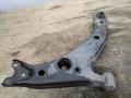 alatukivarsi etu vasen  Toyota Corolla 1.6i Terra Wagon -01 ZZE112L-AWMDKW