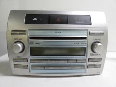 Kuva 1: radio cd dvd, Toyota Corolla Verso 2.2 D-4D 2008 136hv