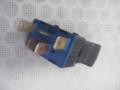 katkaisija lasinnostin oikea taka  Alfa Romeo 1999 4D SEDAN 156 2.5 V6-932A100000/260 
