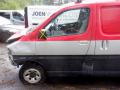 vasen etuovi  Toyota Hi-Ace 5D Van 2.5D-4D MT5 4WD 