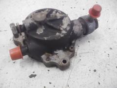 Kuva 1: alipainepumppu laturiin, Mitsubishi Pajero TURBO STW-L049GW-M-4X4 2700