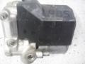 Kuva 2: abs hydraulikoneisto, Mercedes-Benz S 300SD 350turbo -93