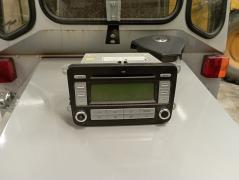 Kuva 1: radio, Volkswagen Touran